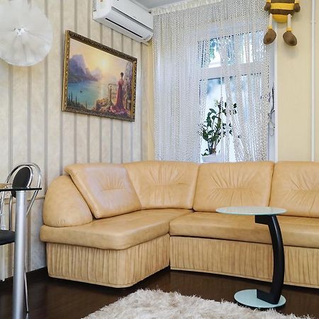 Apartment Akropol On Suvorova Street Rostov-on-Don Exterior photo